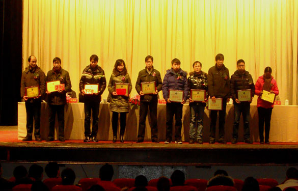 Z6尊龙凯时2010年杜着秀员工