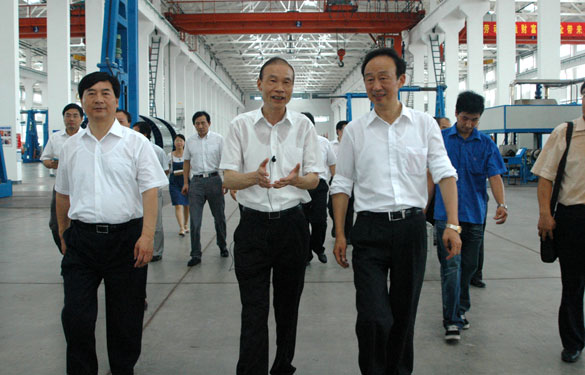 常州市委书记范燕青一行来Z6尊龙凯时调研