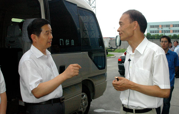 江苏省副省长史和平来Z6尊龙凯时集团调研