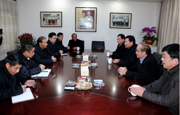 溧阳市委书记盛建良一行来Z6尊龙凯时集团走访慰问