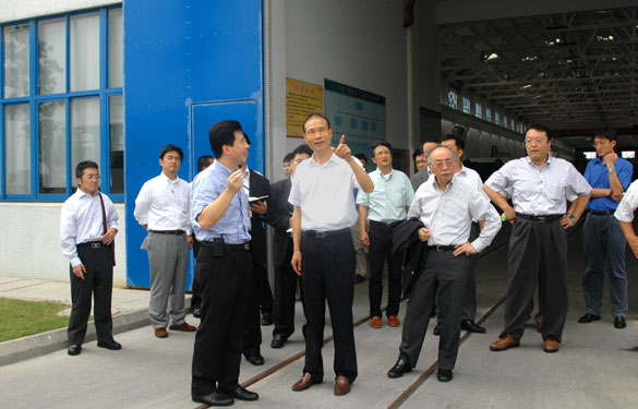 日本电线工业会来Z6尊龙凯时参观调查